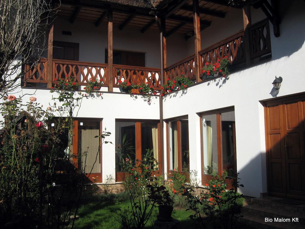 Julia Vendeghaz Apartment Tar Exterior photo